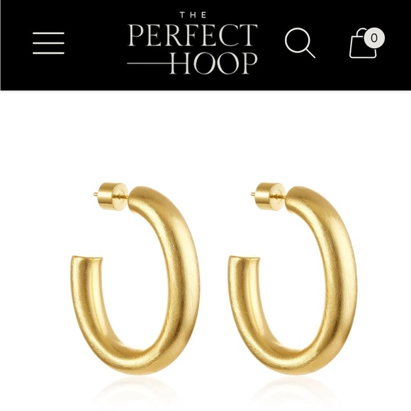 The Perfect Hoop | THE FERRARA HOOP | MATTE - Picture 2 of 3